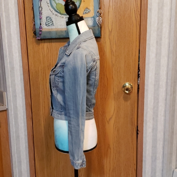 Forever 21 Jean Jacket Size Small - Picture 3 of 6
